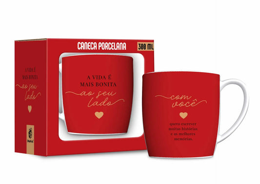 Caneca de Porcelana Urban 300ml “A Vida é Mais Bonita ao Seu Lado” Brasfoot | Presente Criativo e Afetivo
