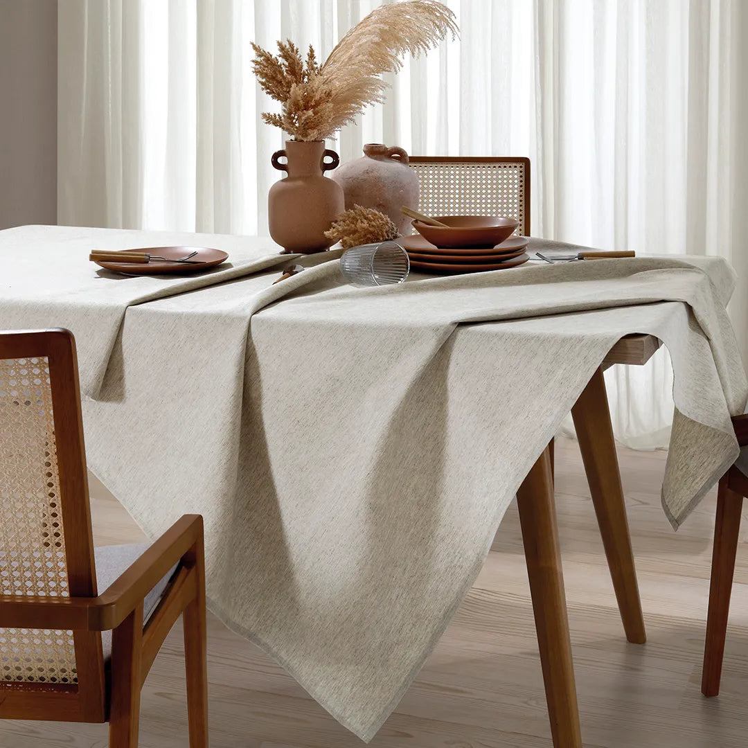 Toalha de Mesa Quadrada Döhler Clean Linhares Natural 2,00m x 2,00m | 8 Lugares
