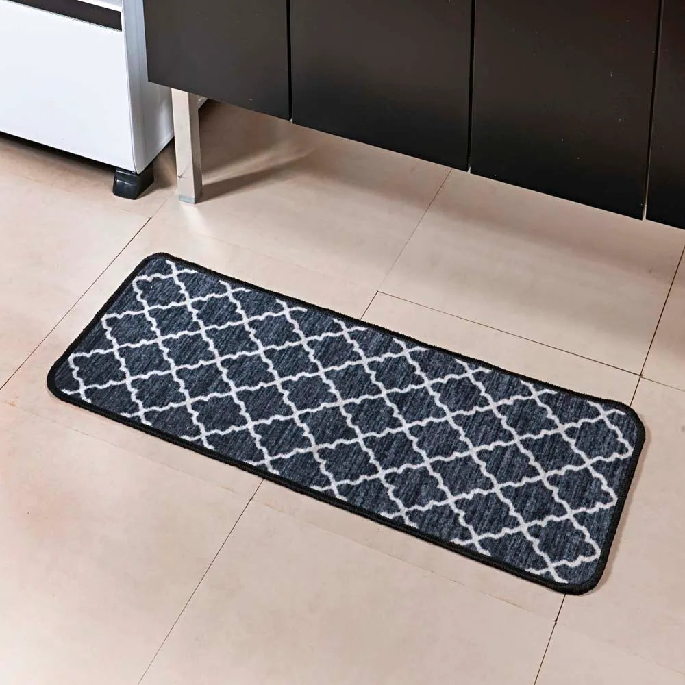 Tapete Bouclé Essential 39×108 cm – Nylon Antiderrapante Preto | Niazitex