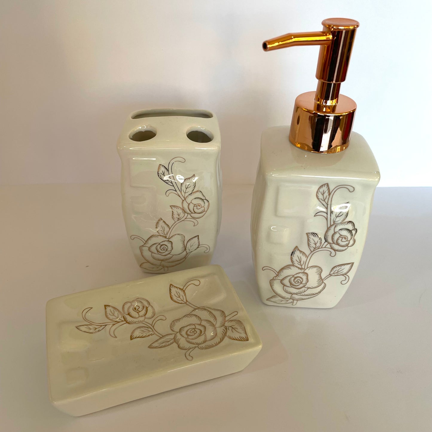 Kit Banheiro Porcelana - Dispenser Sabonete Líquido, Porta Sabonte e Porta Escova de Dente | Wellmix