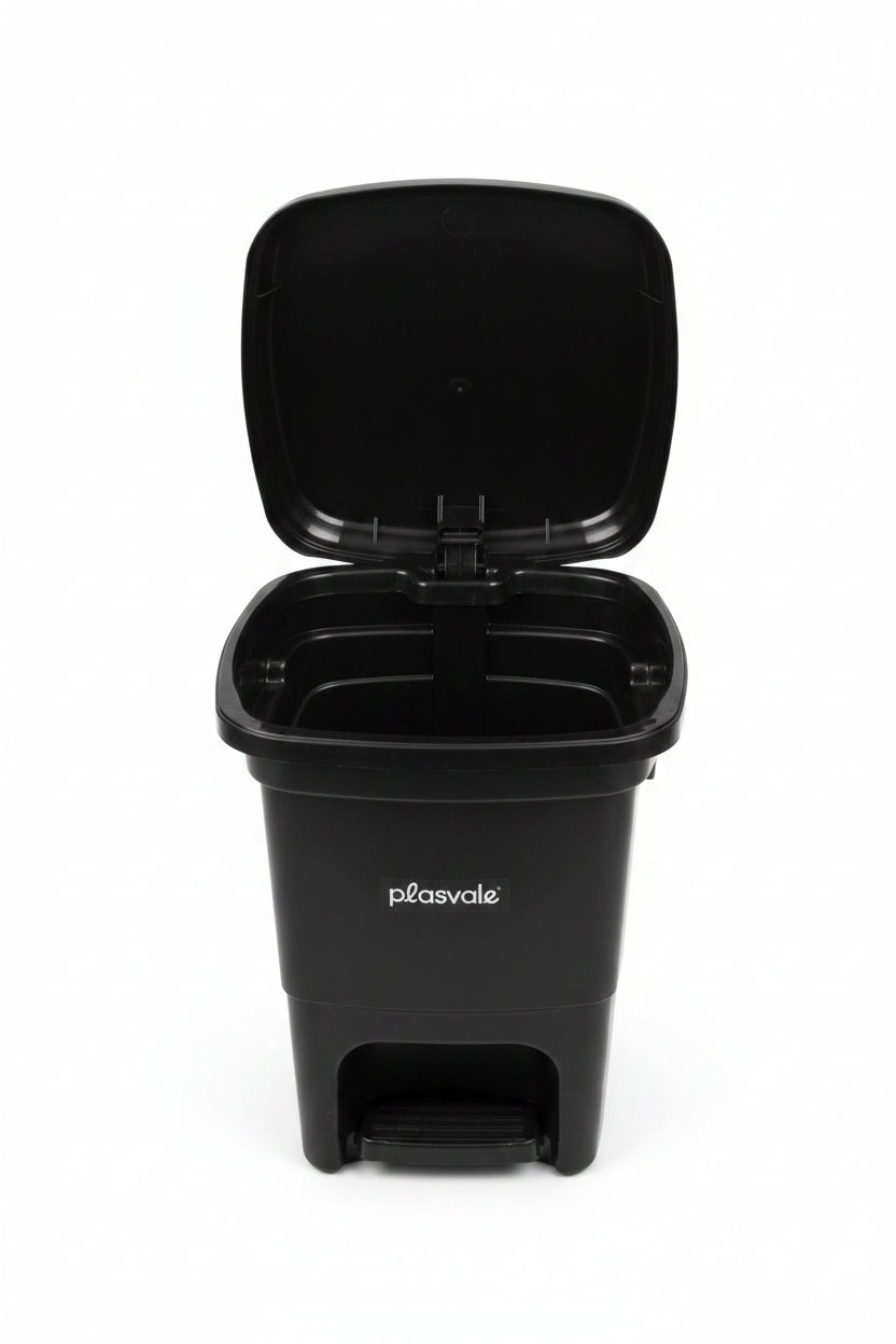 Lixeira Quadrada com Pedal 15L Plasvale — Polipropileno Livre de BPA