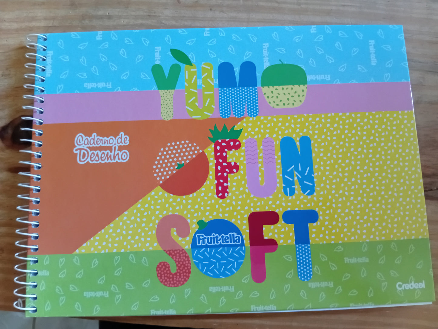Caderno de Desenho Fruit-Tella | Universitário Capa Dura 80 Folhas | Credeal