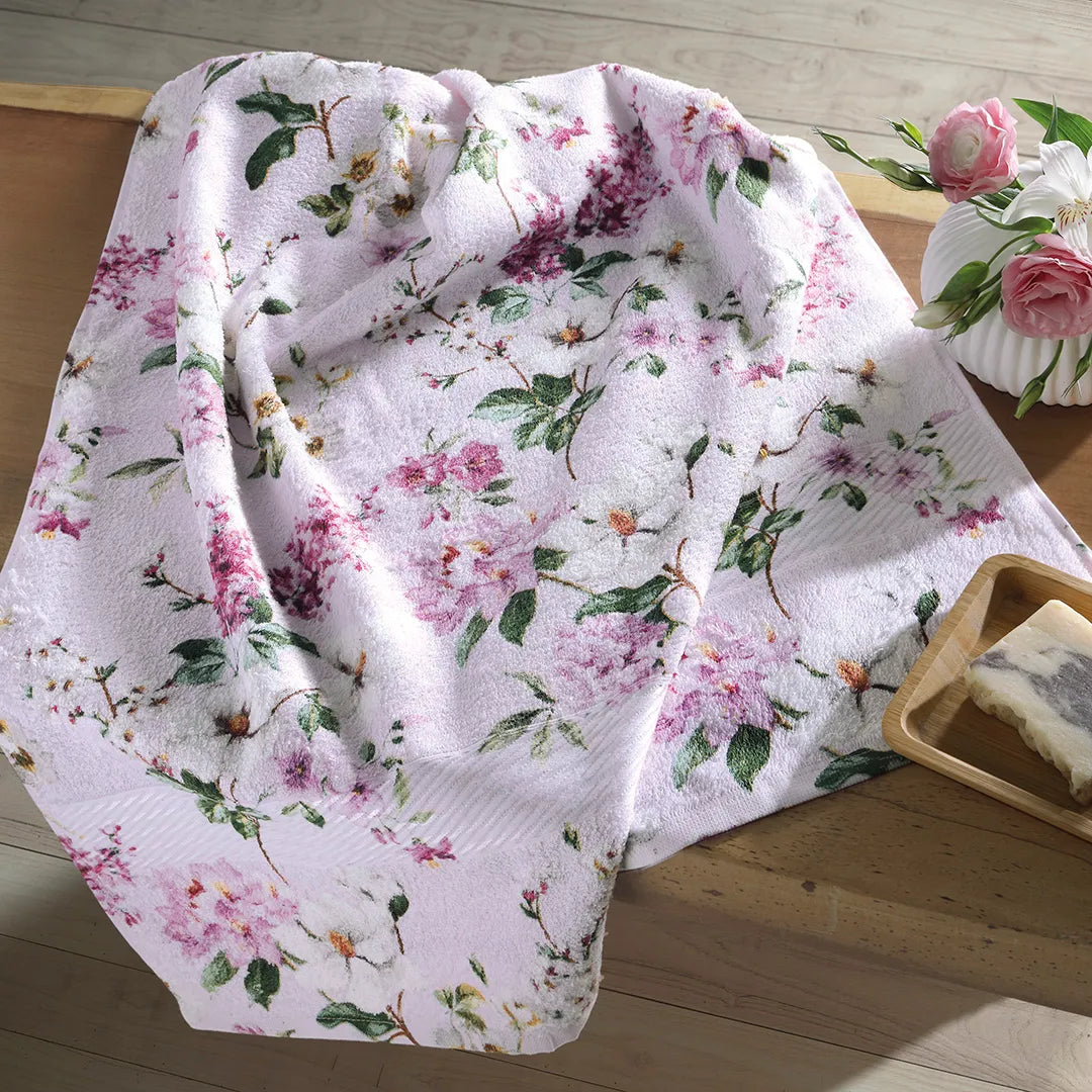 Toalha de Banho Döhler Prisma Felpuda Estampada Clara — 70x140cm | 100% Algodão 400g/m²